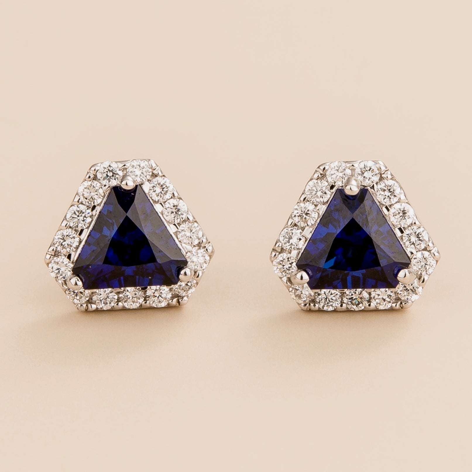 Diana White Gold Earrings In Blue Sapphire & Diamond