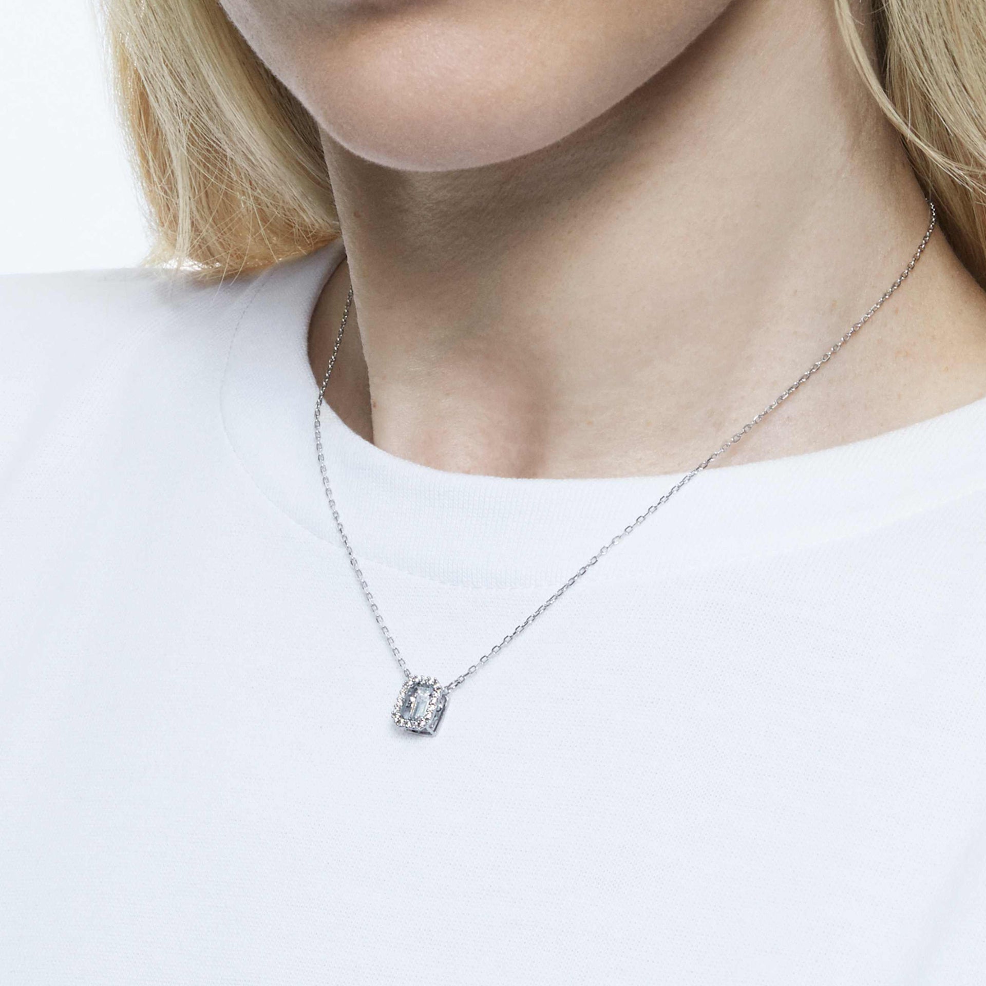 UNA PENDANT OCTAGON CUT WHITE RHODIUM PLATED