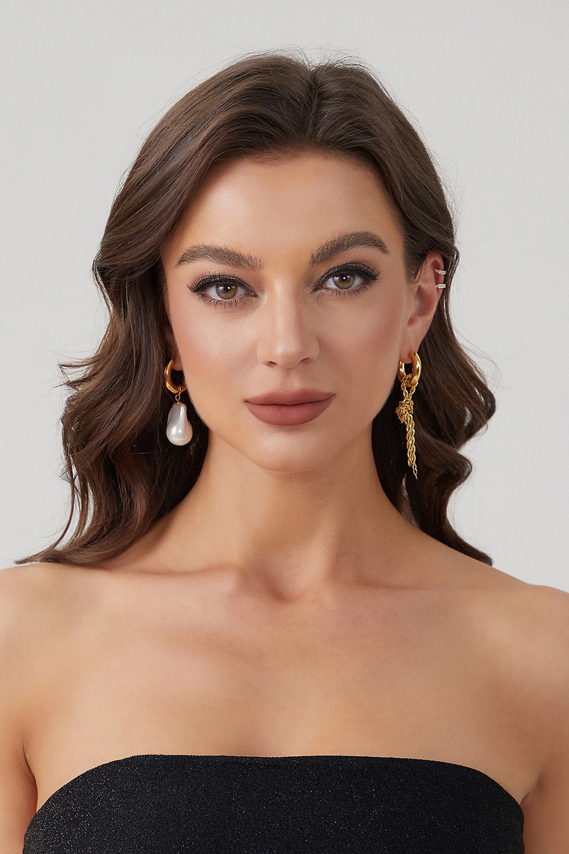 Asymmetrical Gold Rope Chain Baroque Pearl Drop Earrings