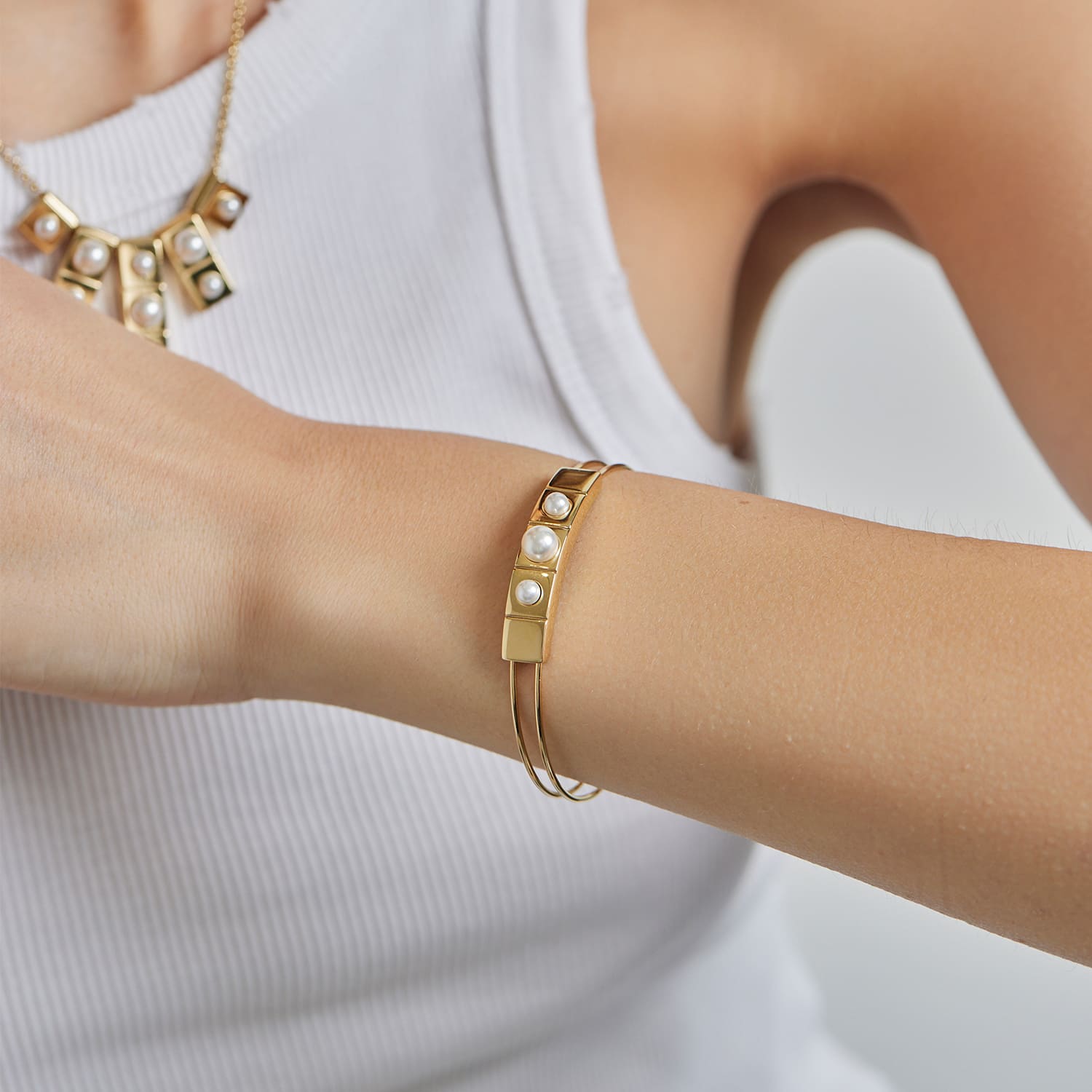 Urban Chic - Fusion Pearl Bangle S