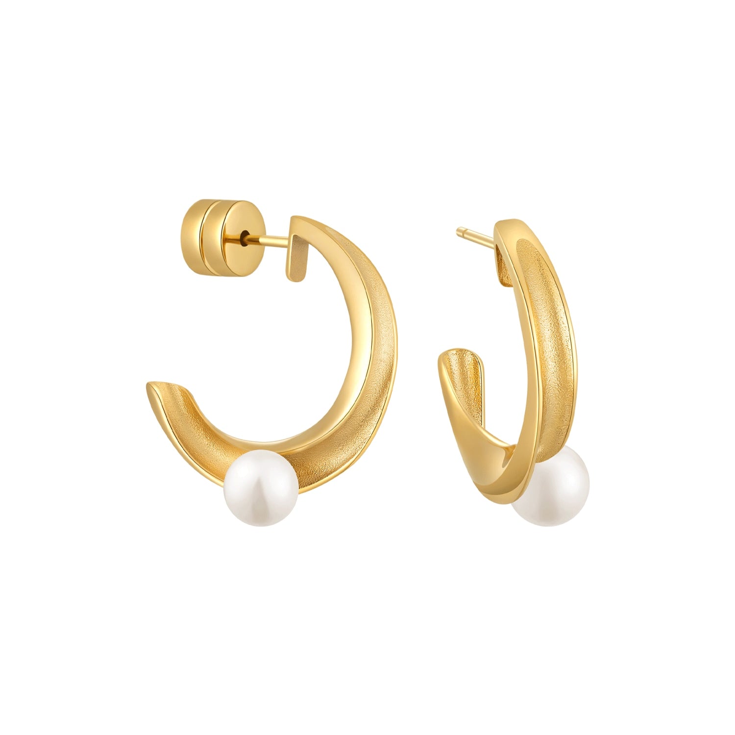 Urban Chic Undulation Pearl Hoop Earrings - Gold
