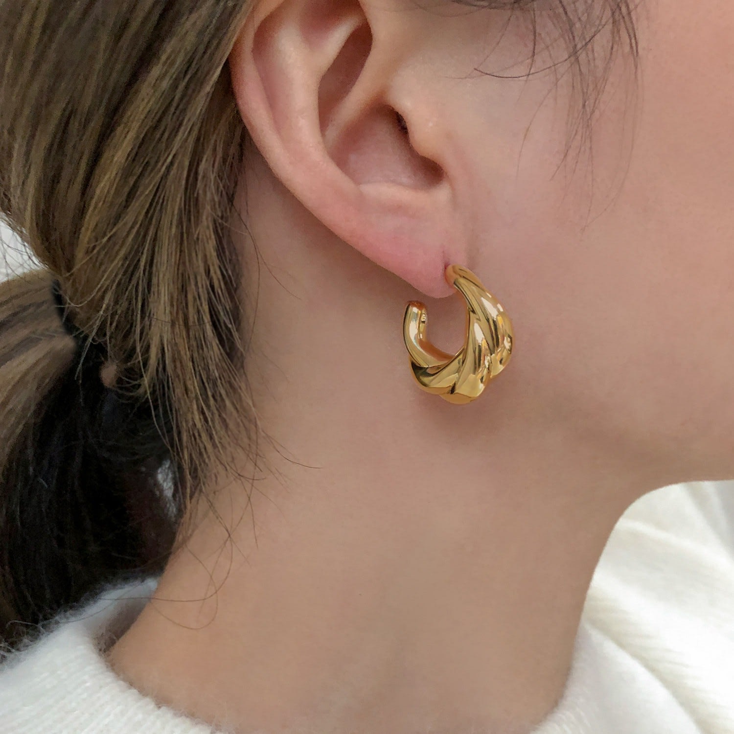 Gold Croissant Du Matin Earrings
