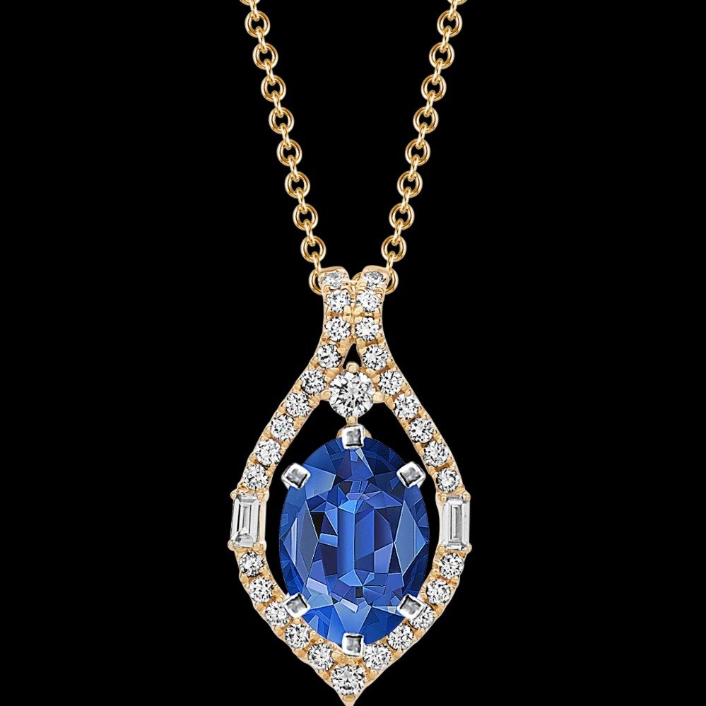 traditional-natural-sapphire-pendant-in-yellow-gold