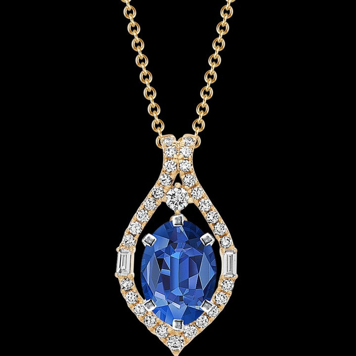 traditional-natural-sapphire-pendant-in-yellow-gold