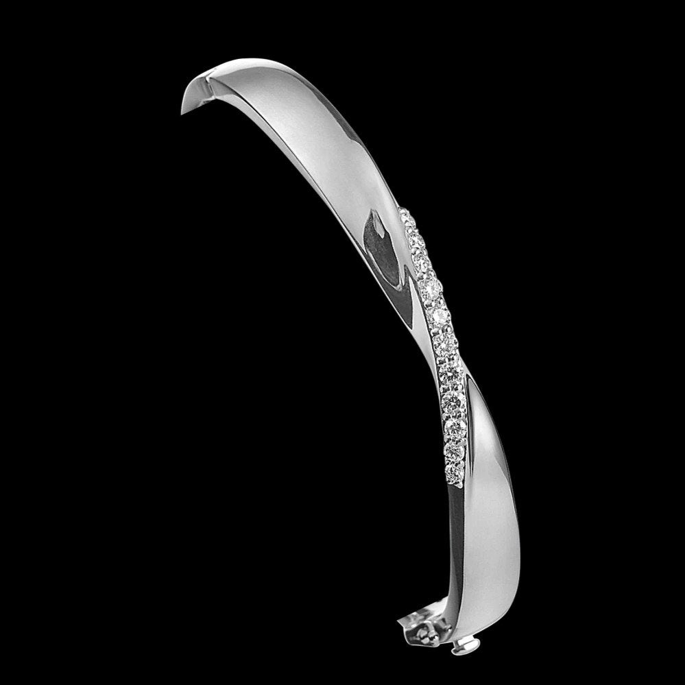 banks-diamond-bangle-bracelet