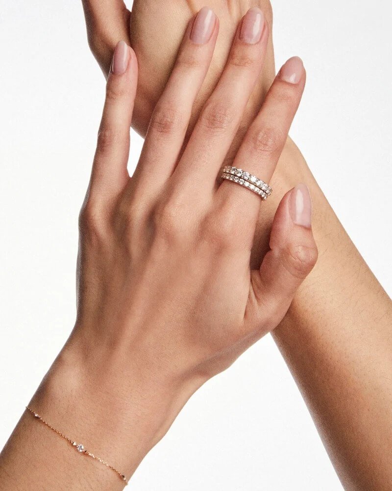 lab-grown-diamond-marilyn-band-ring