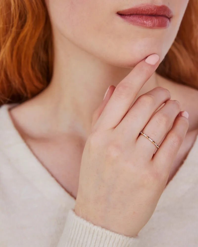 Astrid Ring