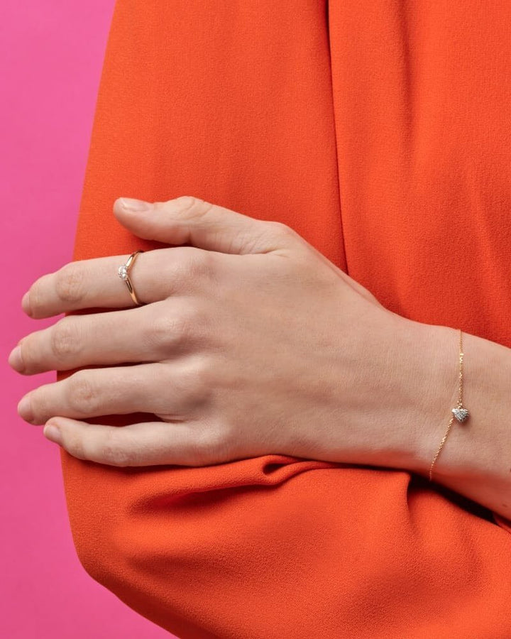 madeline-delicate-chain-bracelet