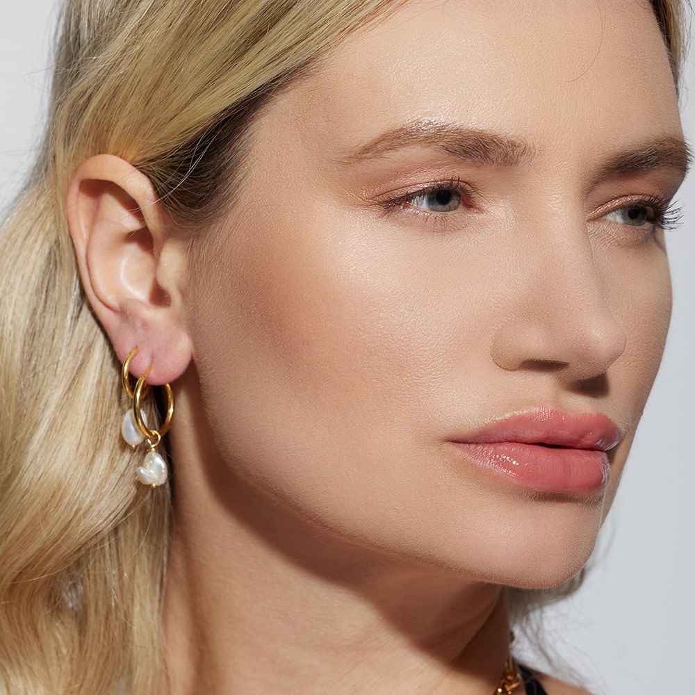 Venus Gold Hoop Earrings With White Keshi Pearl Charm