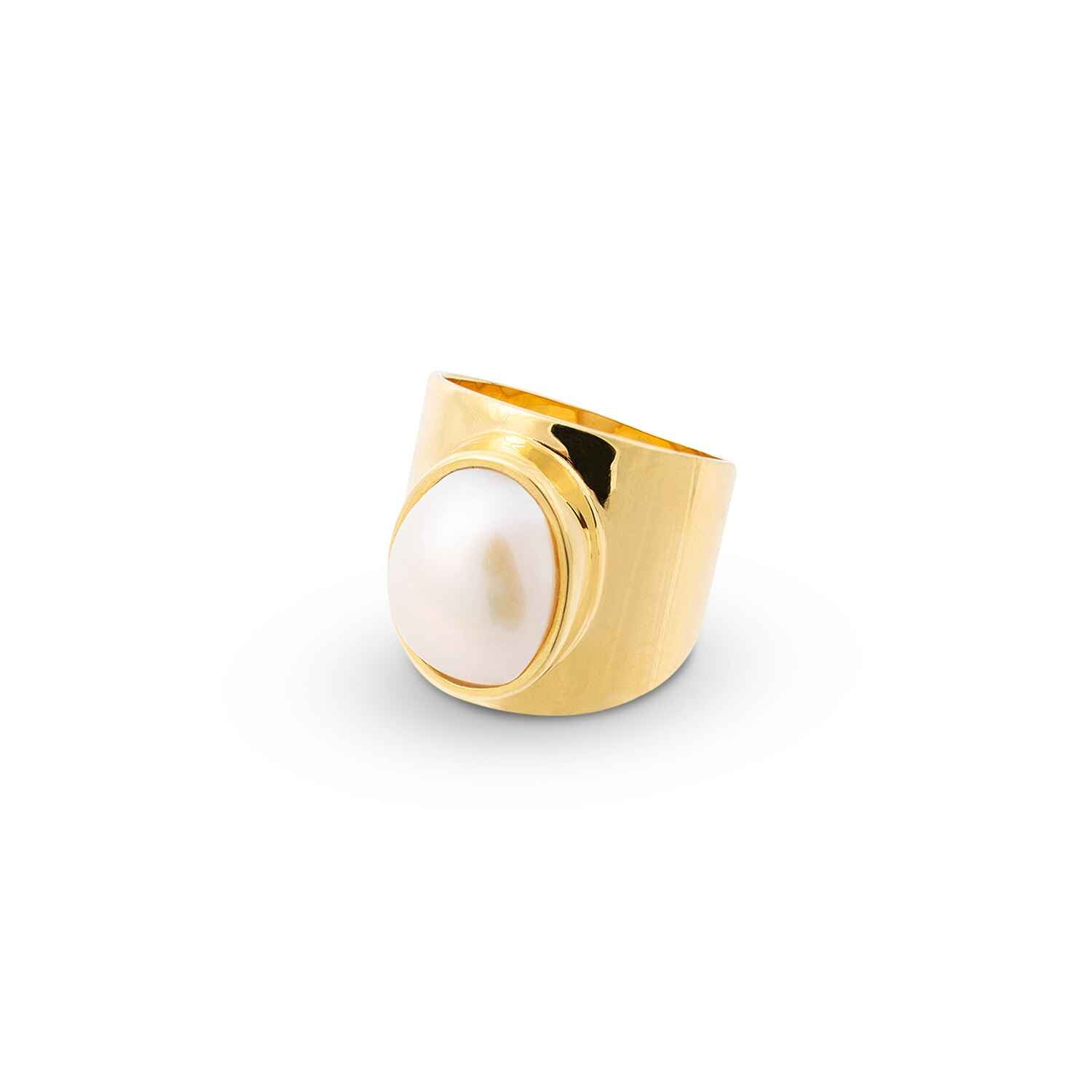 Venus White Pearl Gold Statement Ring