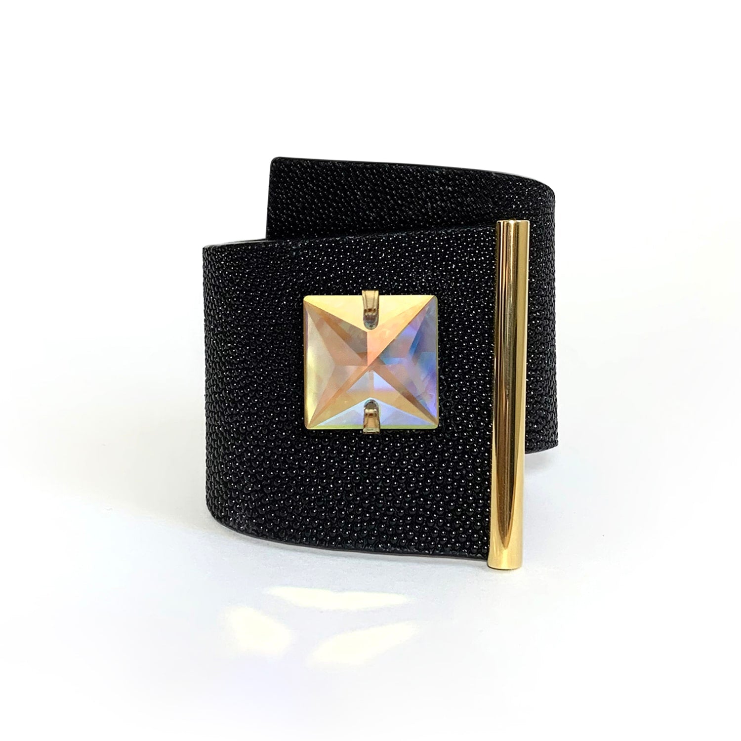 Versa - Cuff Bracelet - Jet Black