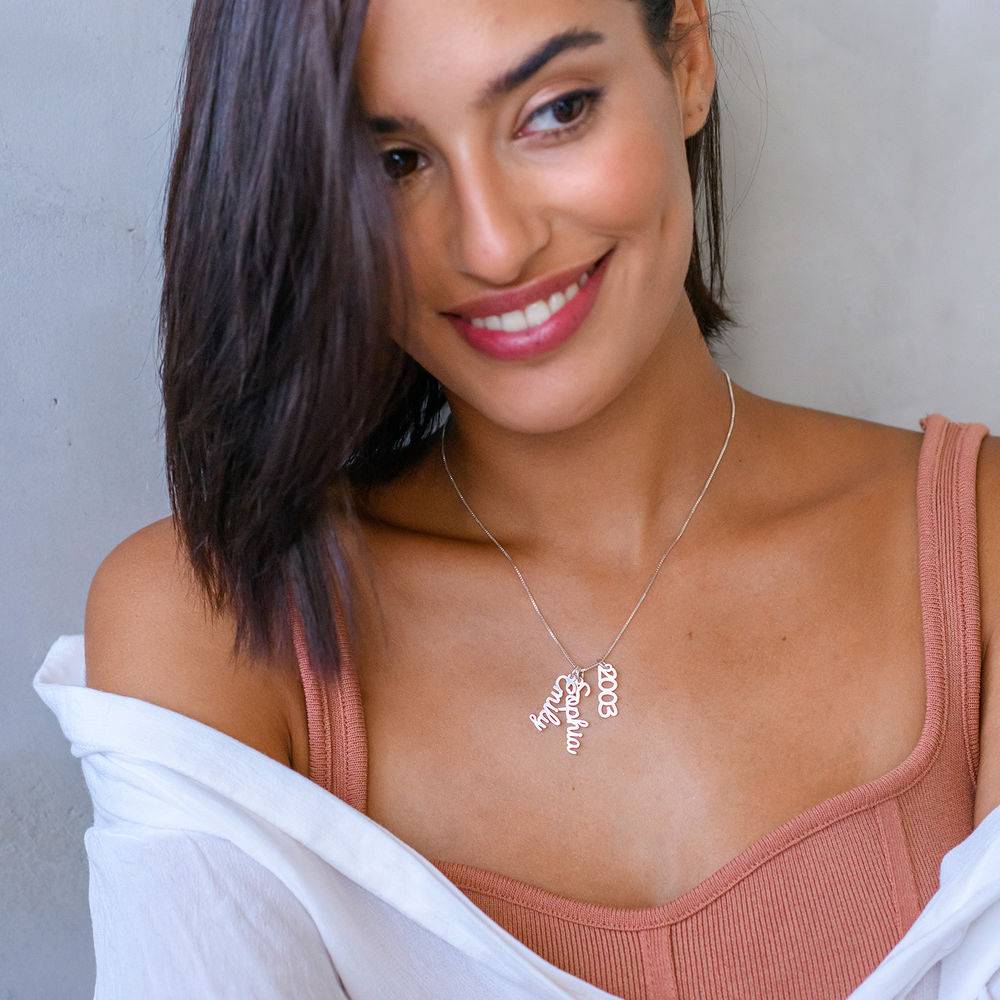 Vertical Name Necklace in Cursive in Sterling Silver