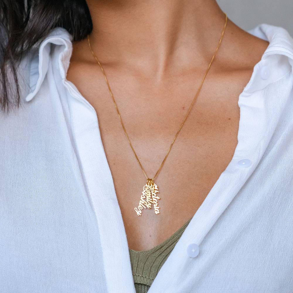 Vertical Name Necklace in Gold Plated