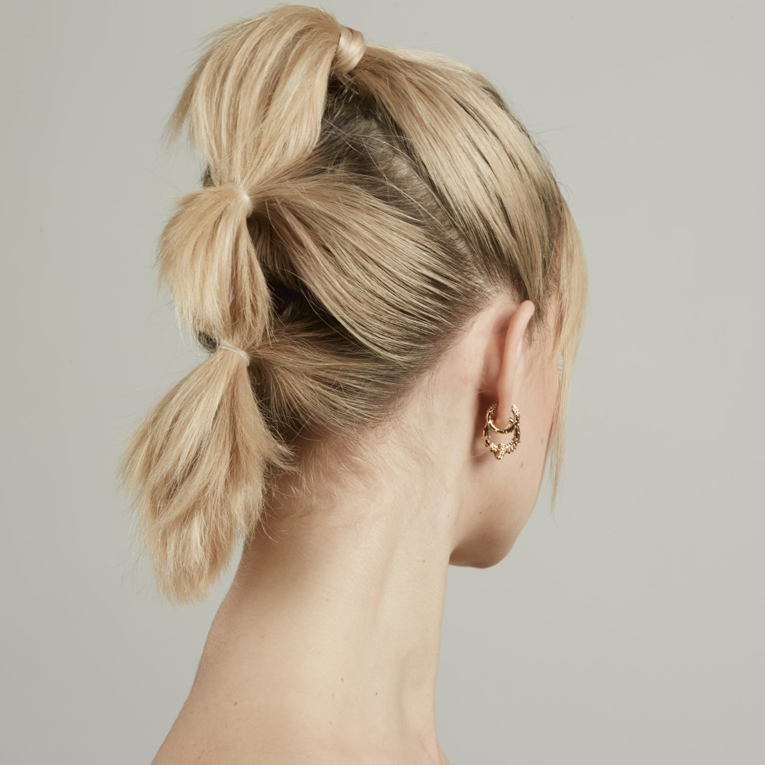 Hoop Earring – Gold
