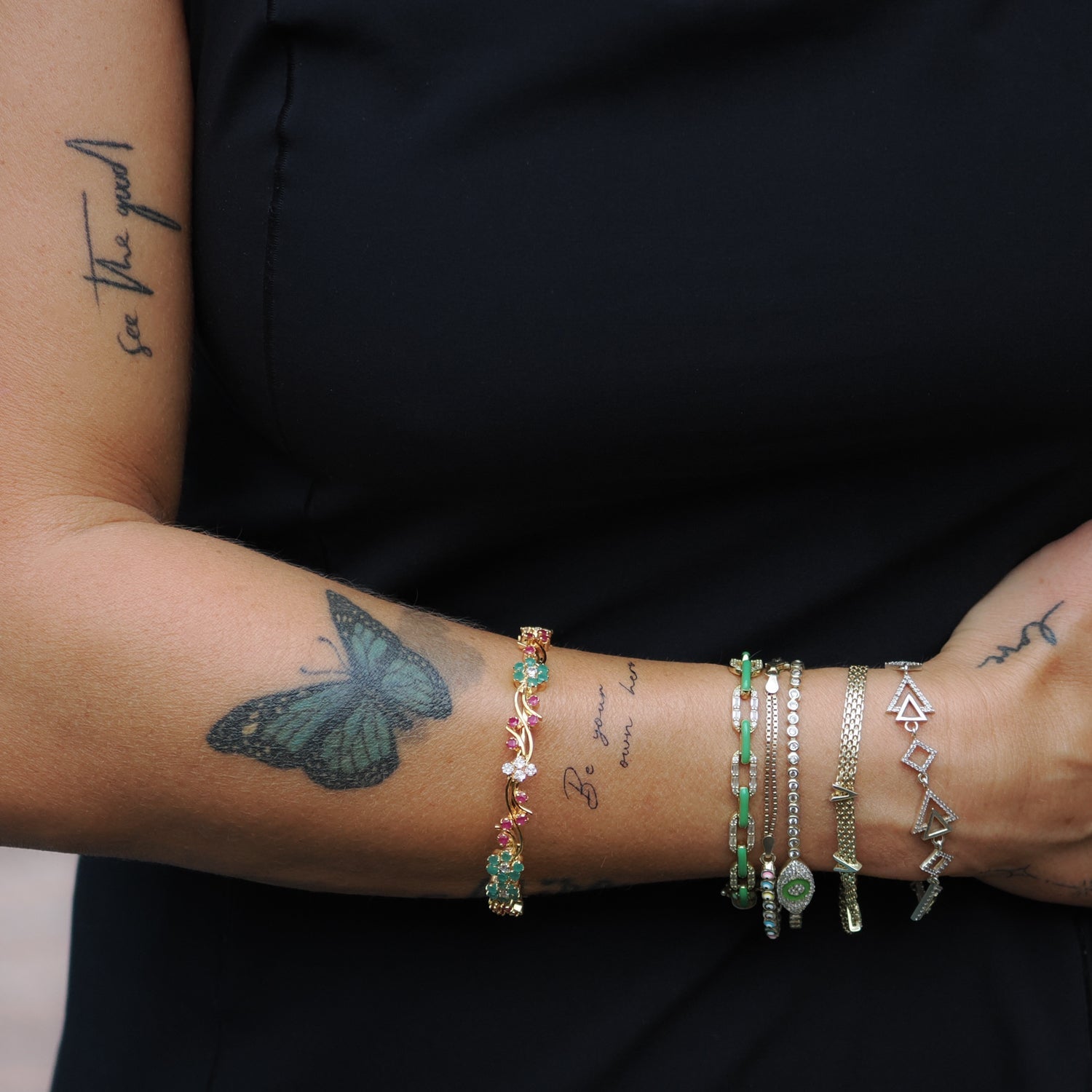 Victorian Floral Emerald & Ruby Gemstone Bangle Bracelet - Multicolor