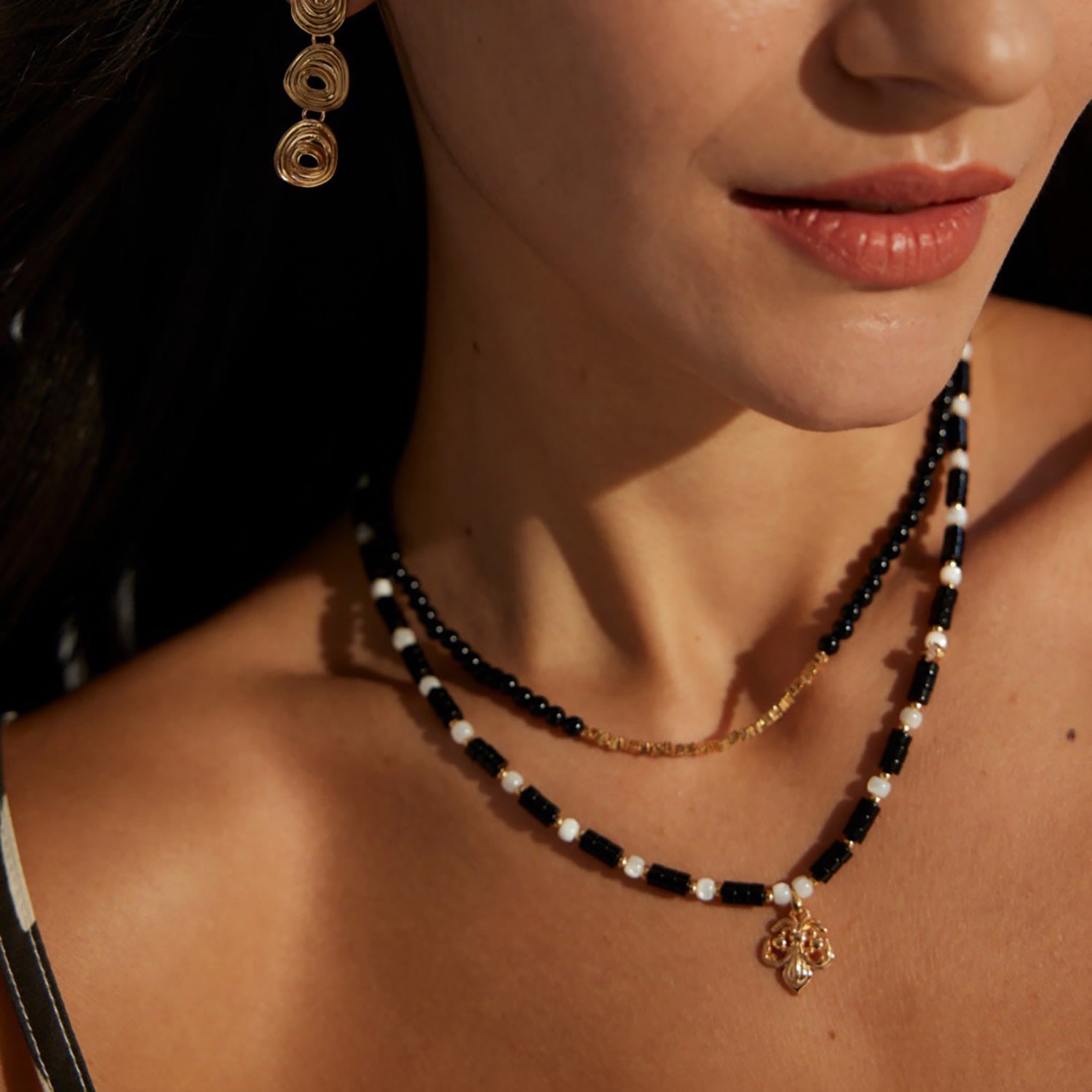 Vintage Style Black Agate Silver Pendant Necklace