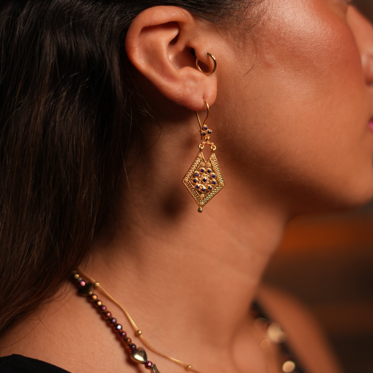 Vintage Style Gold & Amethyst Design Dangle Earrings - Purple