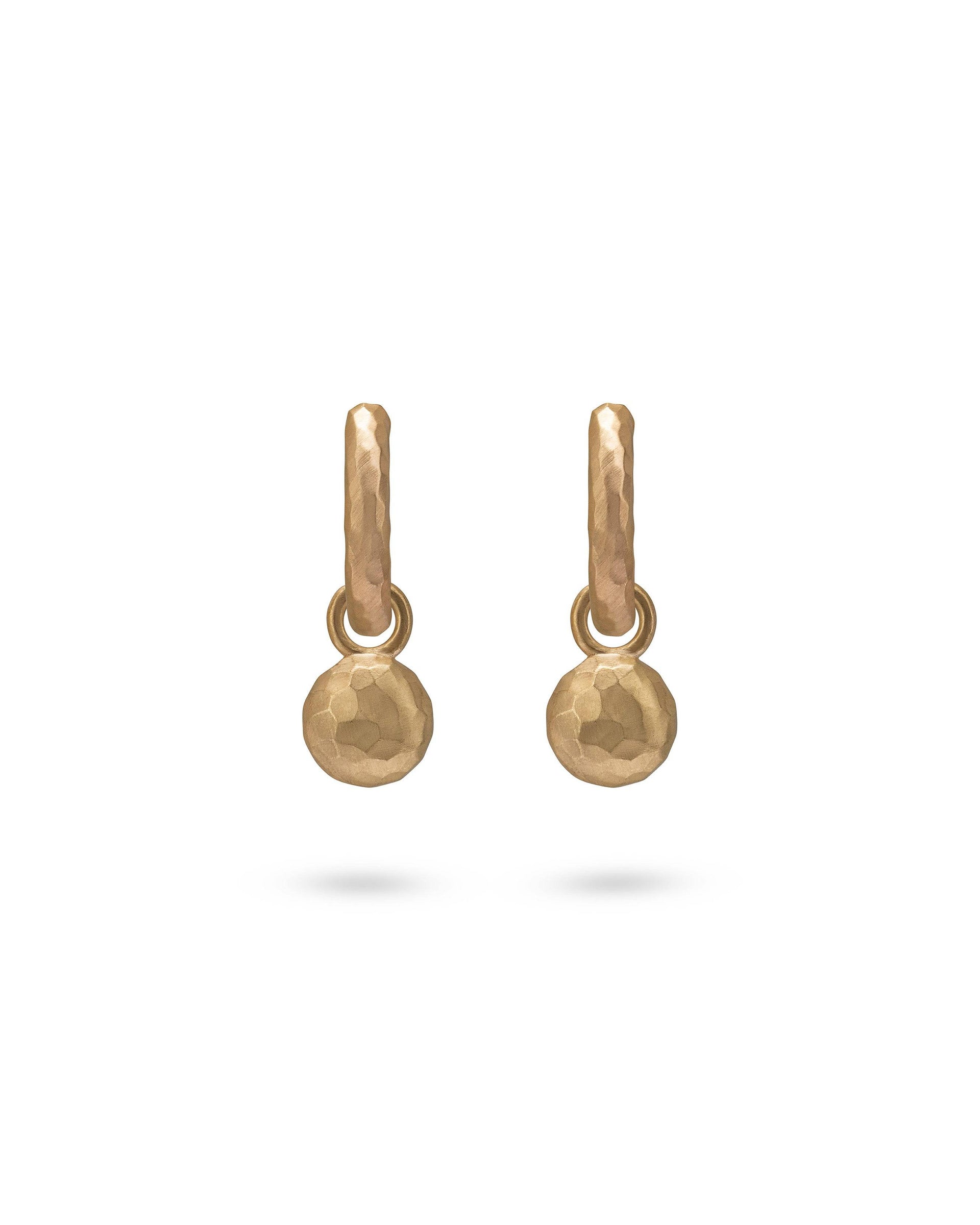 Wander Hoops Medium With Medallion Charms