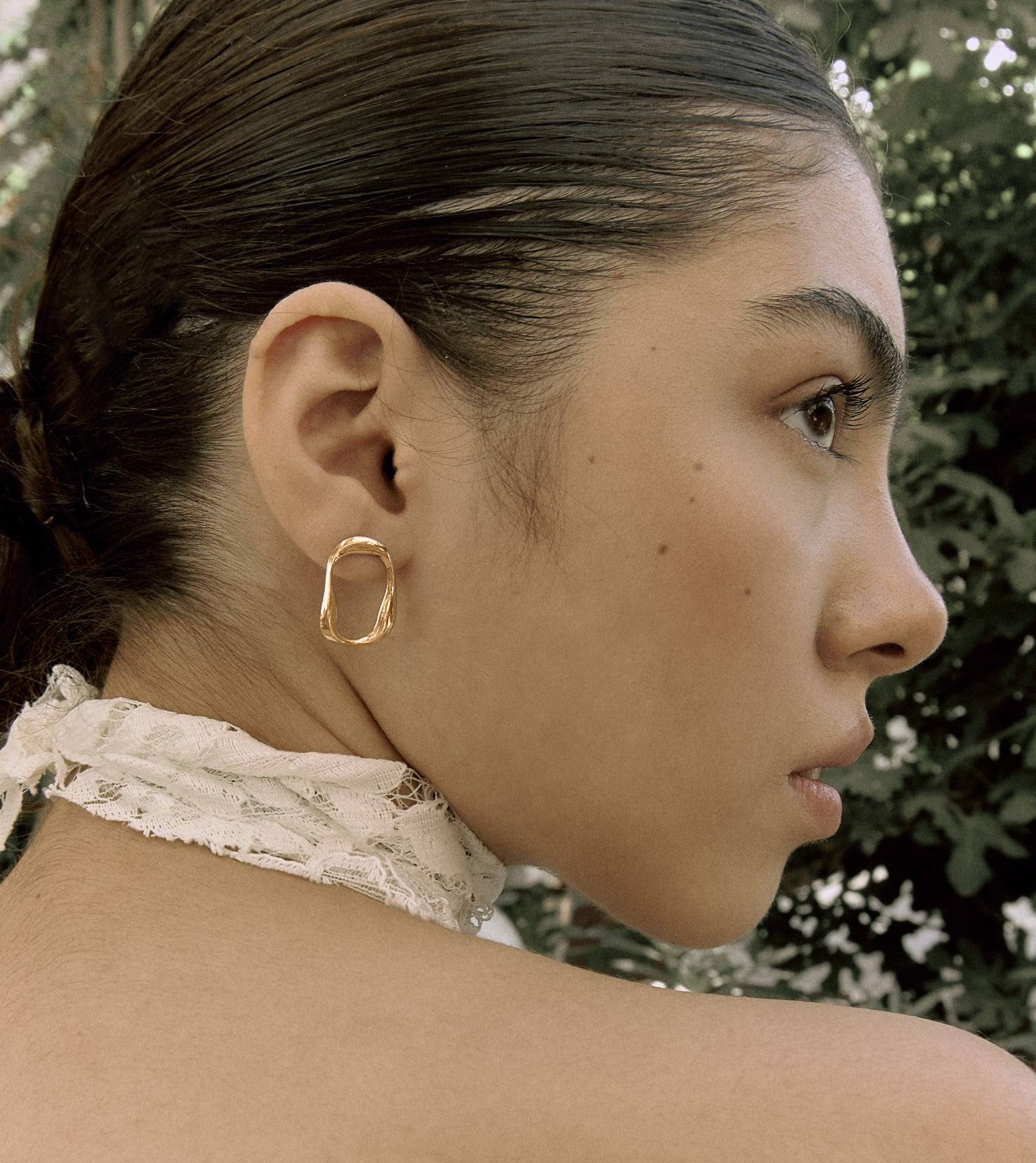 Wave Earrings Mini Gold