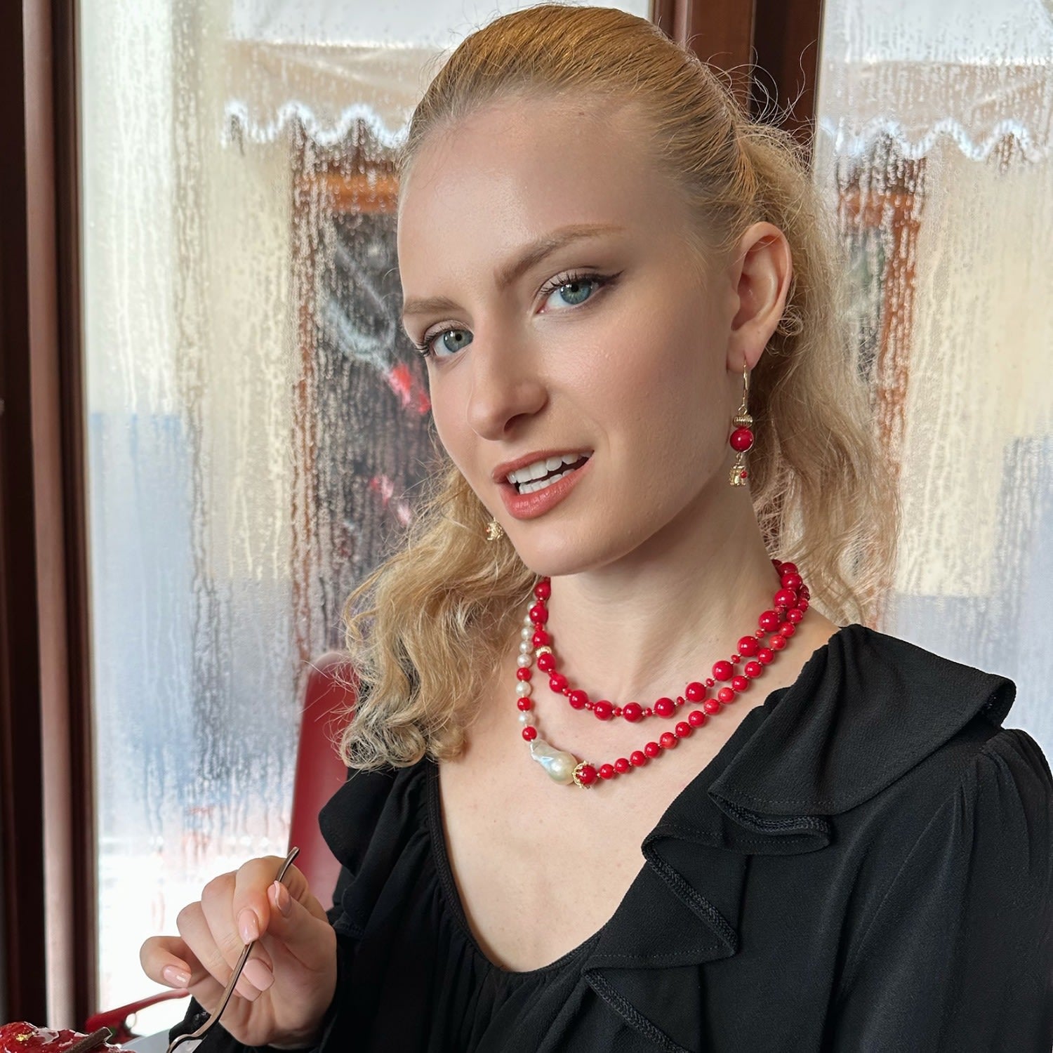 White Freshwater Pearls And Red Coral With Baroque Pearls Elegant Necklace