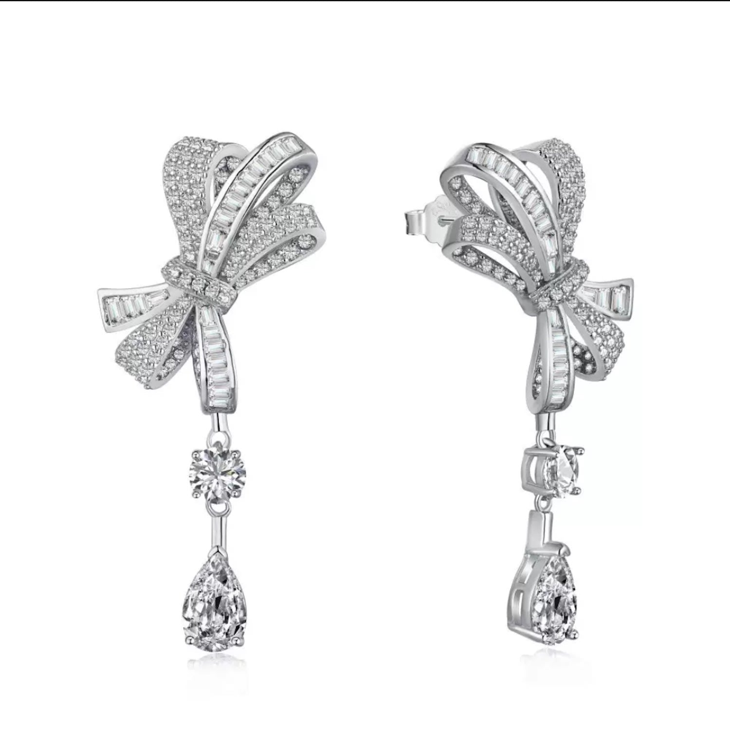 White Gold Brilliant Diamond Bow Earring
