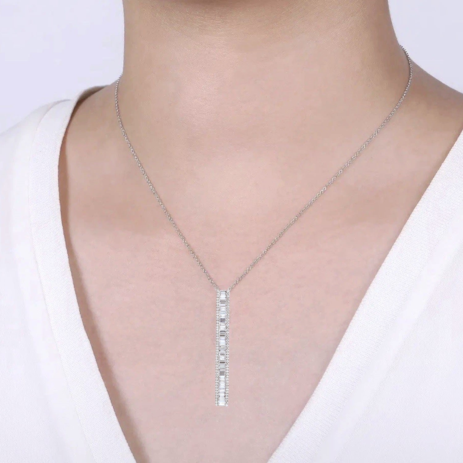 White Gold With Baguette Cut Diamond Choker Necklace
