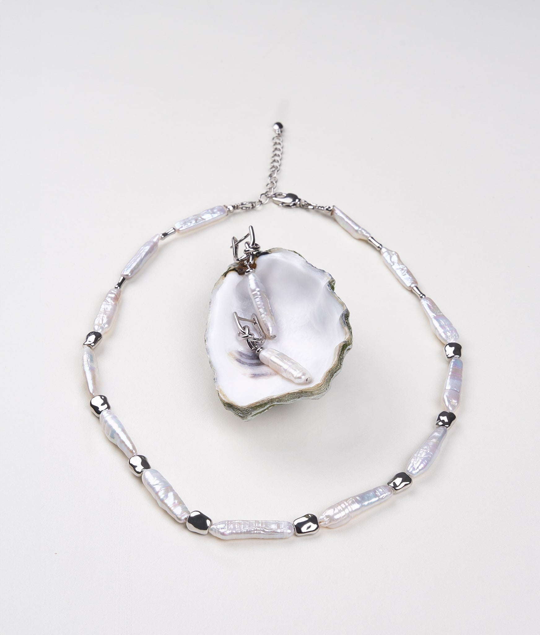 White Stick Pearl Necklace