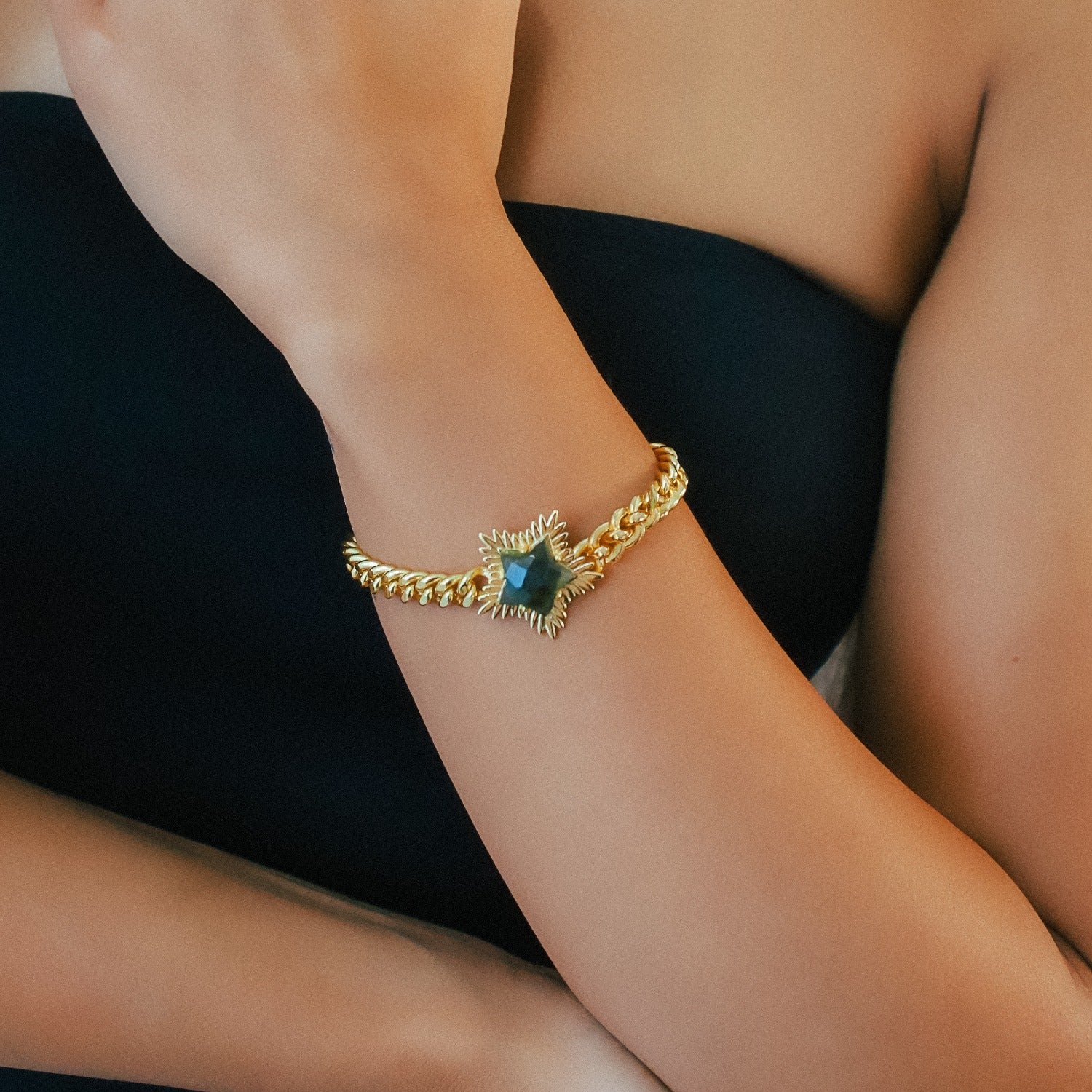 Willa Labradorite Spiky Star Bracelet | Gold Plated