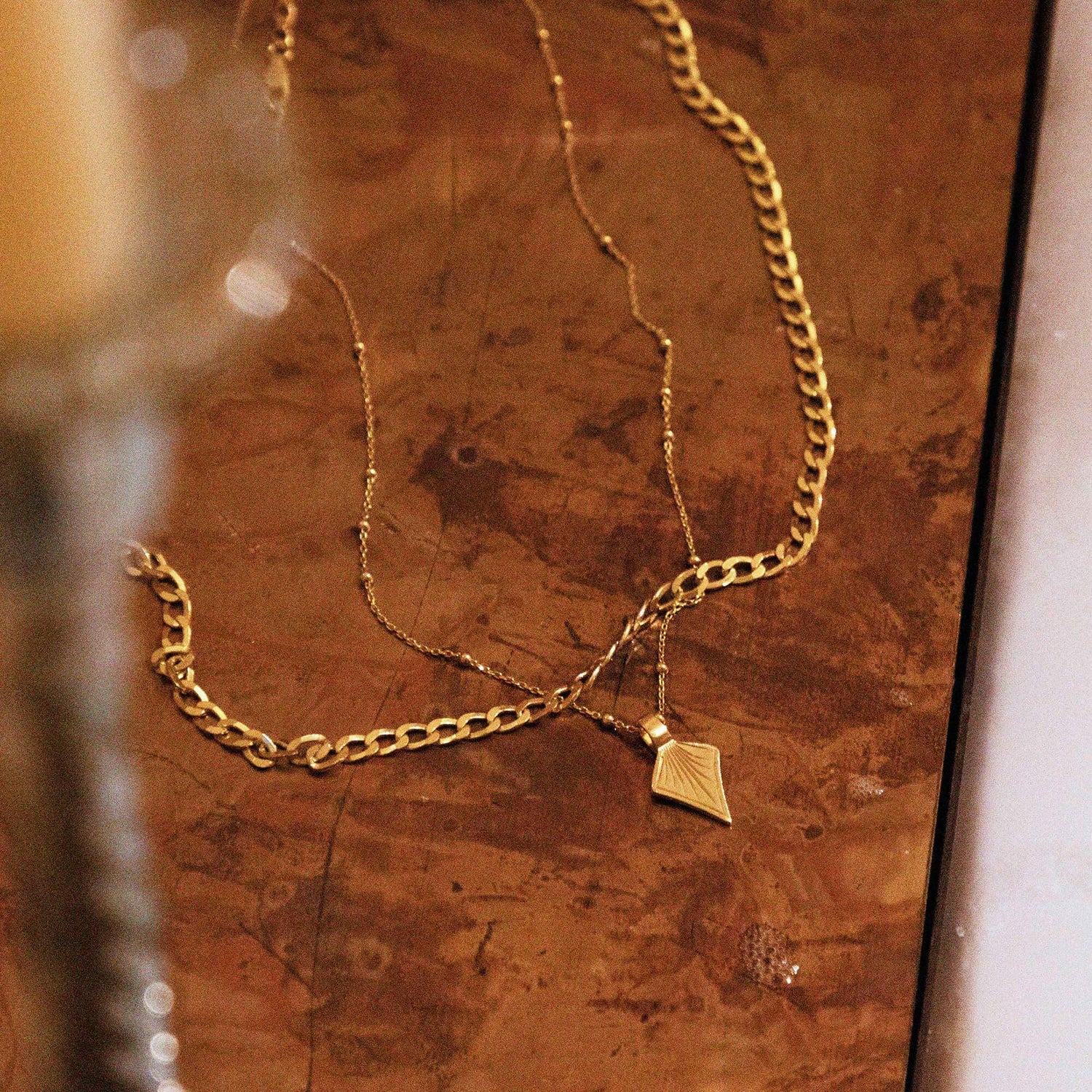 palm-leaf-bobble-chain-necklace-18ct-gold-plated-daisy-london