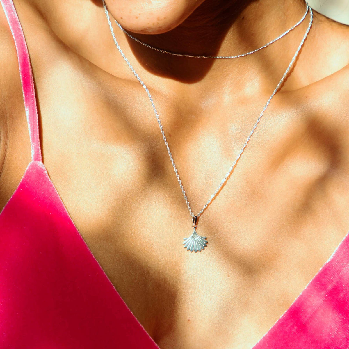 palm-fan-necklace-925-sterling-silver-daisy-london