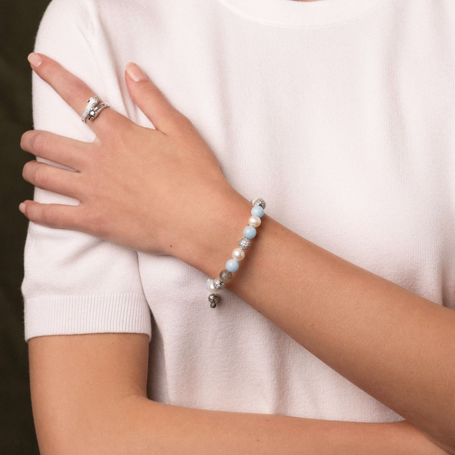 Women's Beaded Bracelet With Aquamarine, Pearl, And Labradorite