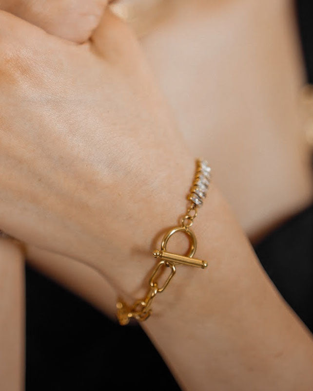 Nyra Luxury Half Chain Half Zirconic Bracelet