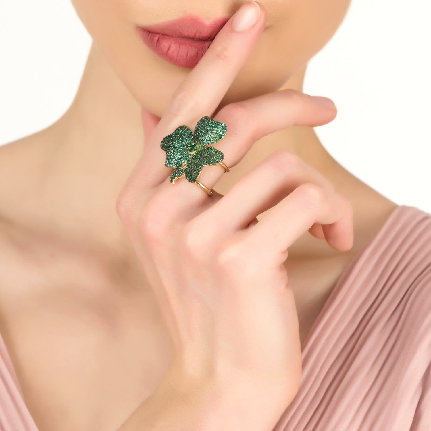Flower Cocktail Ring Gold Emerald Green