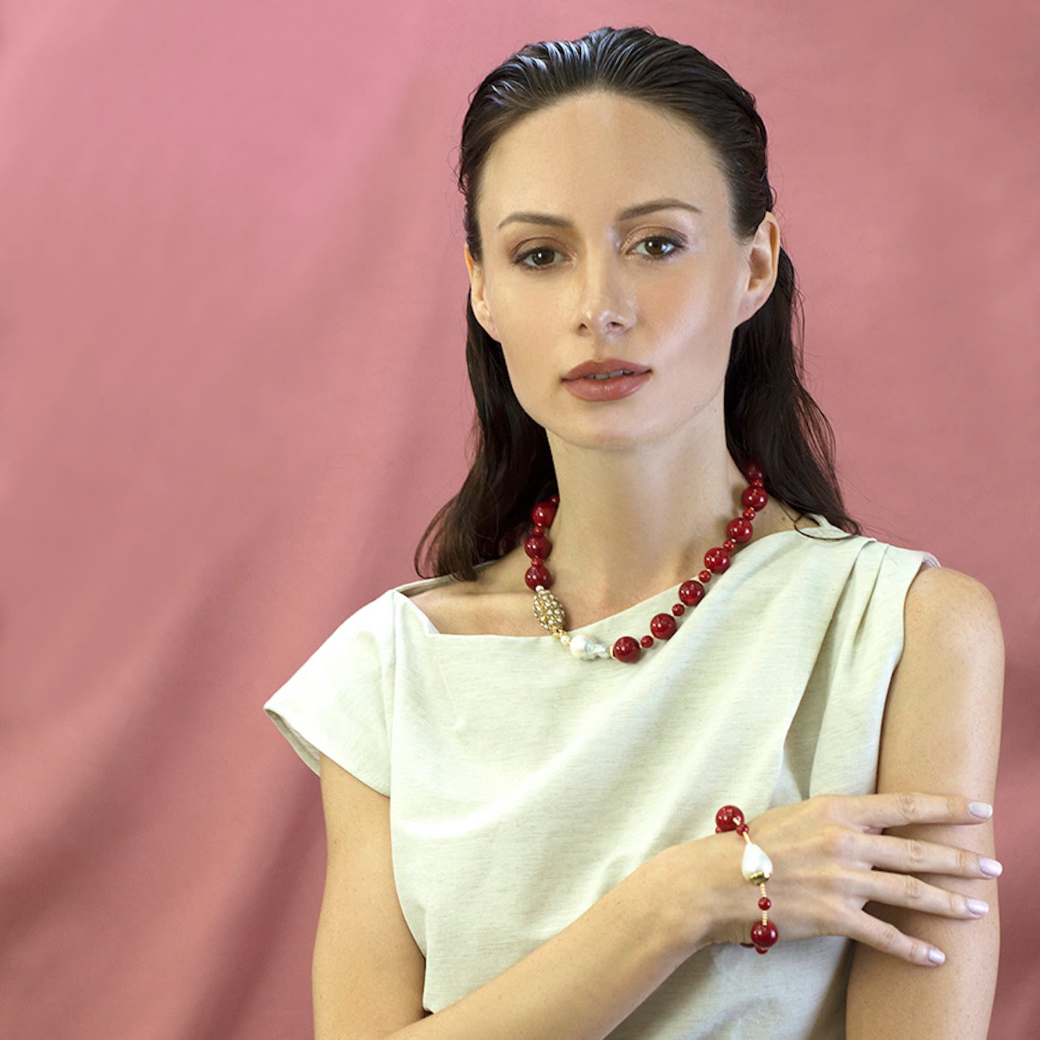 Red Corals With Baroque Pearl Bracelet