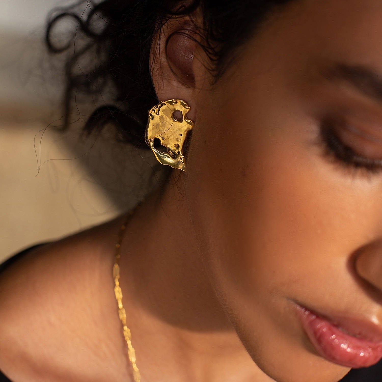 Talisman Moon Earrings Gold