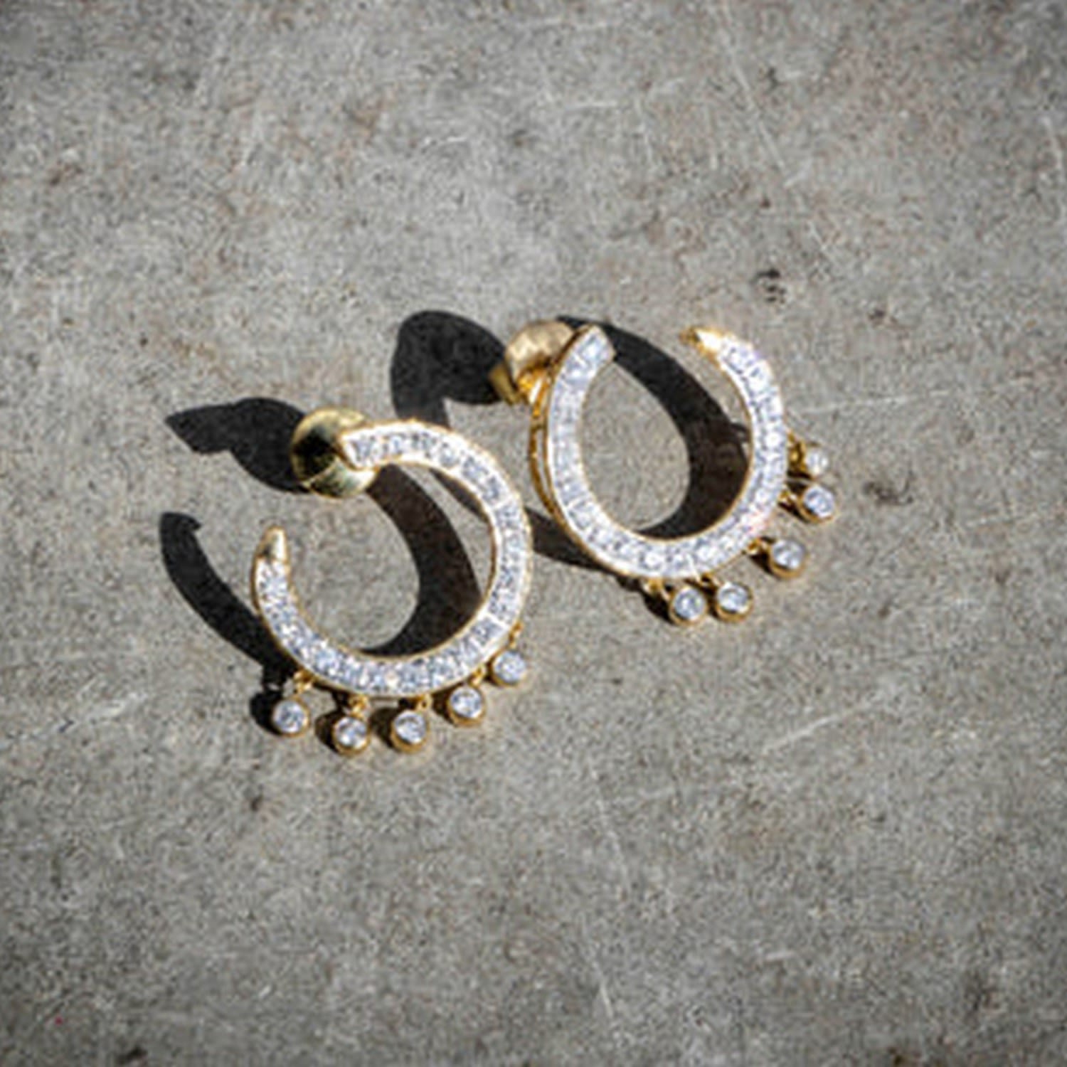 Yellow Gold Curve Diamond Earrings - Front To Back.