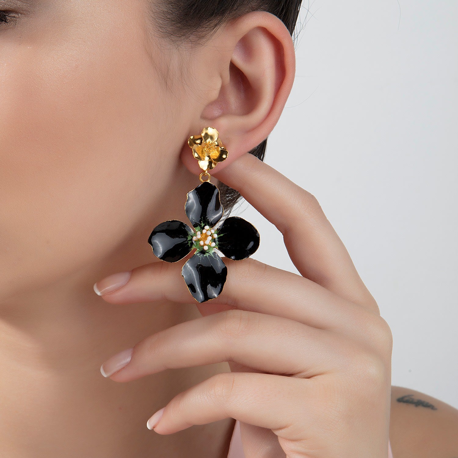 Black Clover Flower Drop Earrings