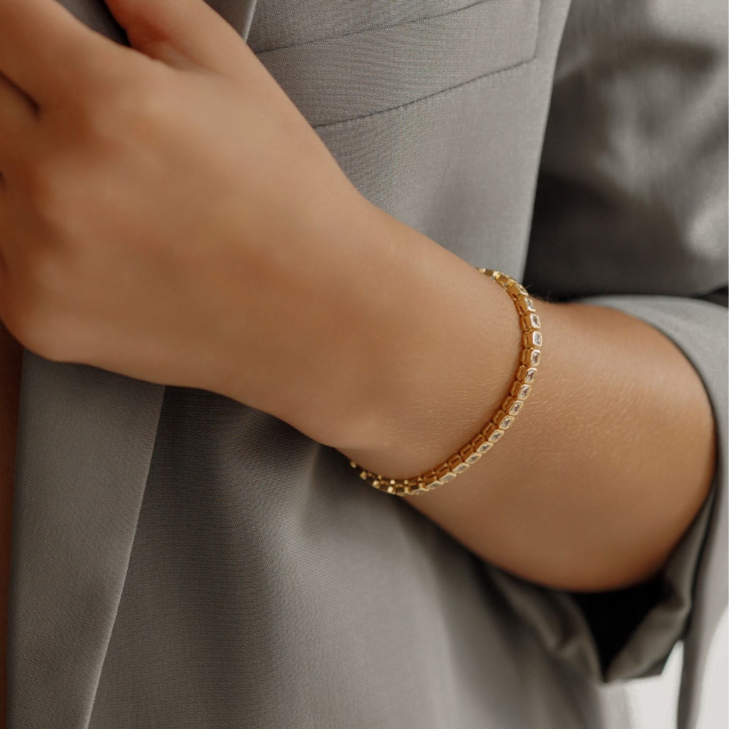 Zara Tennis Square Zirconia Stone Chain Bracelet - Gold