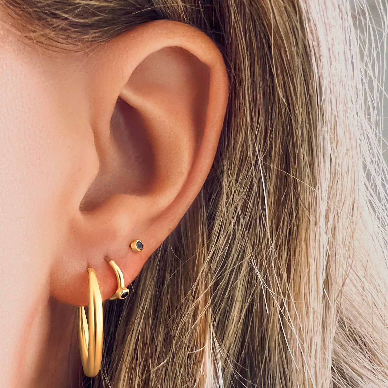 Black Sapphire Gold Huggie Hoops