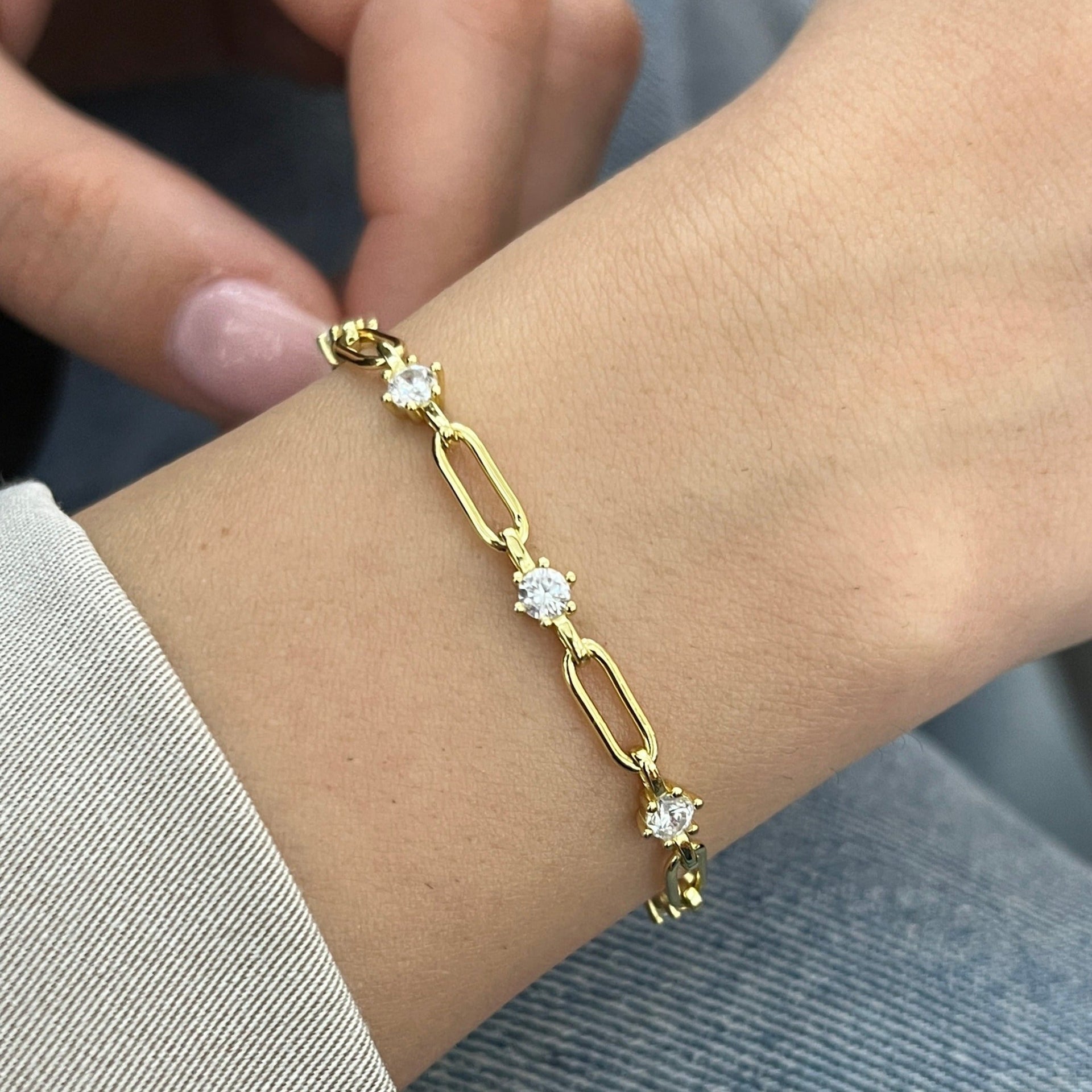 Zirconia Paperclip Gold Chain Bracelet