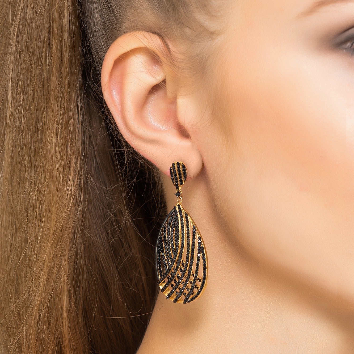 Vortex Teardrop Earring Black Cz